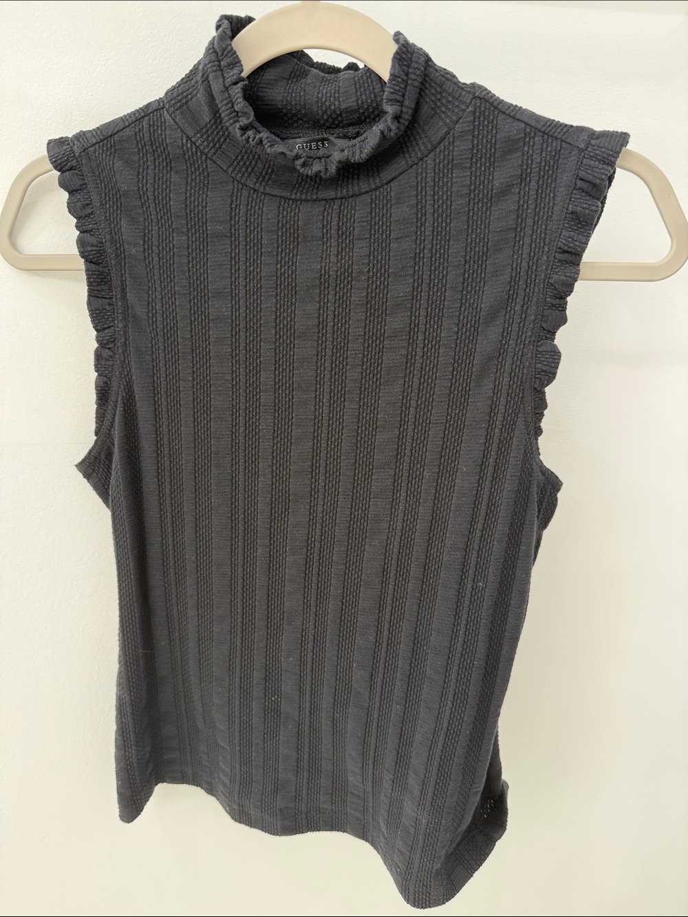 Guess Black Sleeveless Ruffle Mock Neck Ribbed Tank Size Small
